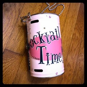 Fun barrel purse